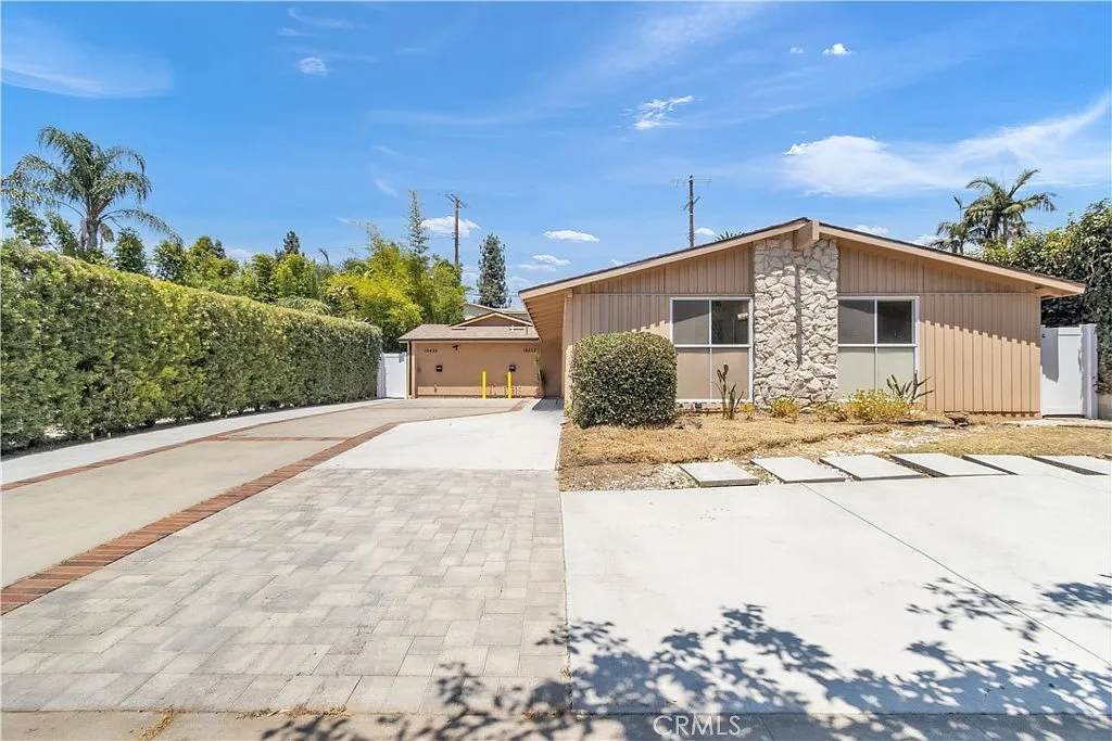 4 bed, 1560 sqft, $4,250 — Photo 4