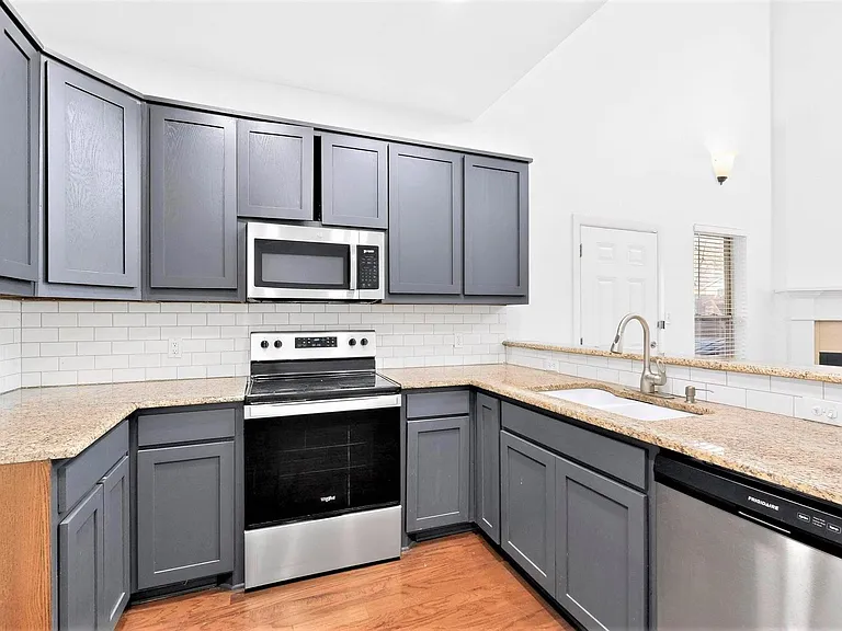 4801-4803 Birchman Ave — Photo 10