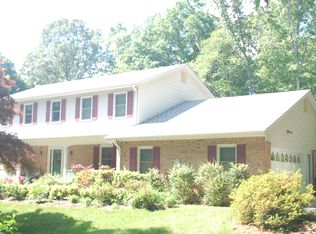 8156 Blandsford Dr, Manassas, VA 20111