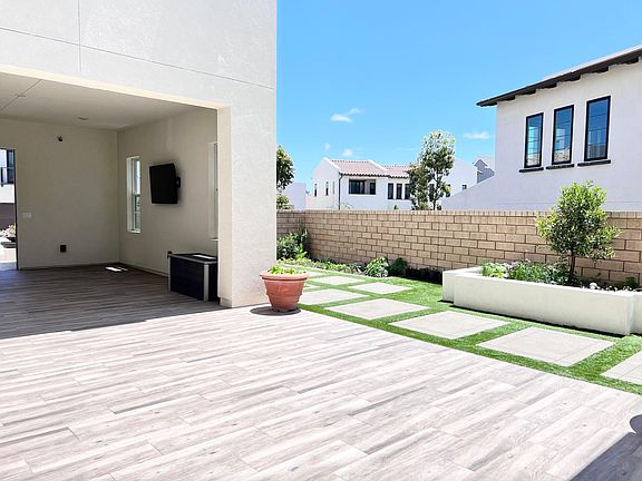 4th image of 6164 Artisan Way