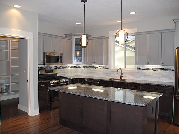 2nd image of 12547 Retreat Dr #33