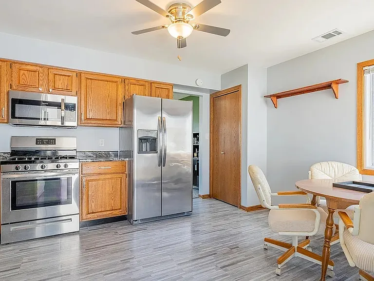8124 Robertson Pl — Photo 28