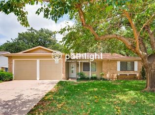 2705 Hilldale Blvd, Arlington, TX 76016