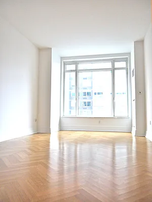 Sold by New York Residence | media 1