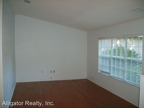 2nd image of 3932 NW 58th Ave