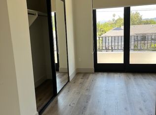 12301 Magnolia Blvd, Valley Village, CA 91607
