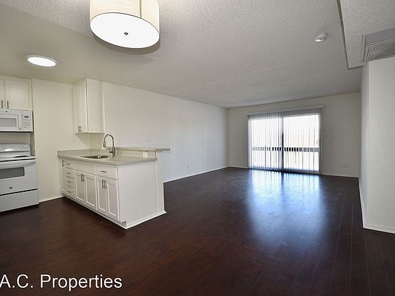 3rd image of 13800 Sherman Way #17555082
