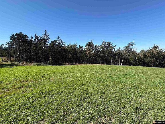 2nd image of 2703 Linwood Rd