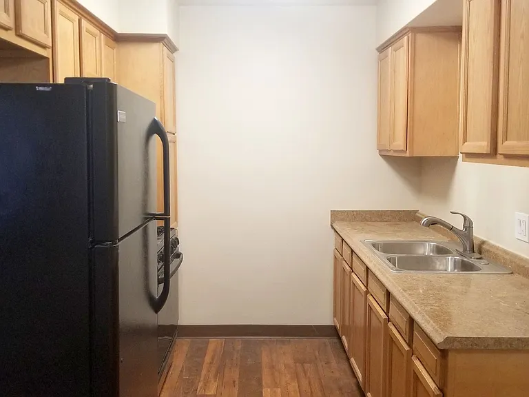 4418 Bond St — Photo 16