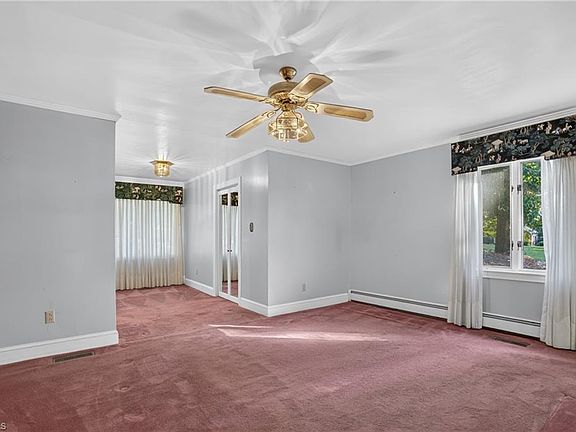 41st image of 801 Cliftwood Dr