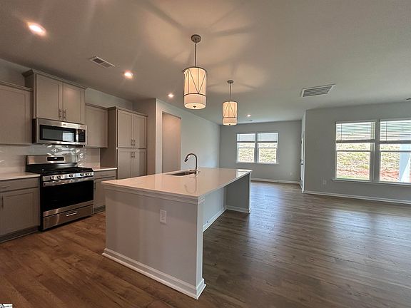 4th image of 203 Thurgood Drive Ext