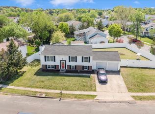 7709 Siden Dr, Hanover, MD 21076