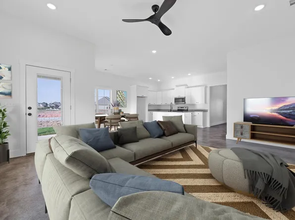 109 Clearwater Dr, Brookland, AR 72417