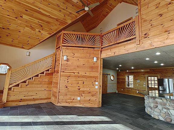 3rd image of 236 Grace Dr