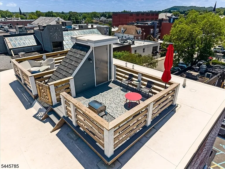 35-37 Main St #3B — Photo 20