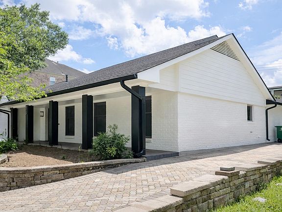 2nd image of 4315 Breakwood Dr
