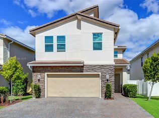 1021 Verde Ct, Pompano Beach, FL 33064