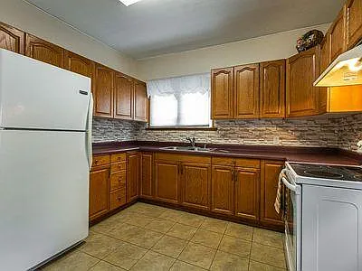 1789 University Ave — Photo 13