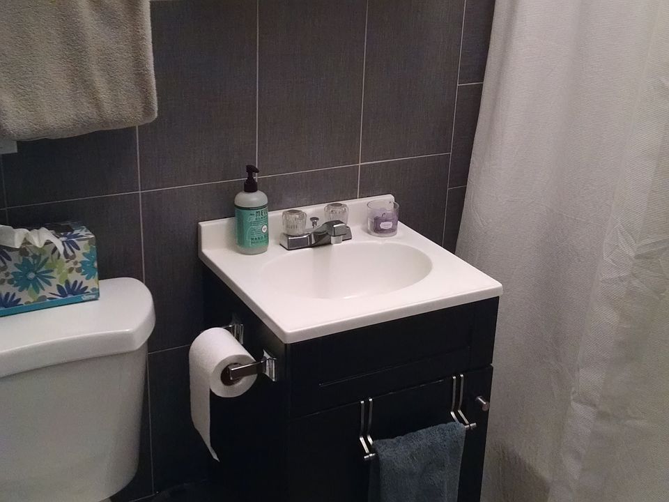 1st image of 817 Saint Johns Pl