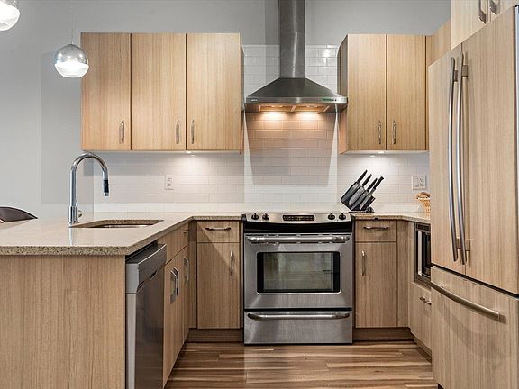 4th image of 45389 Chehalis Dr #301