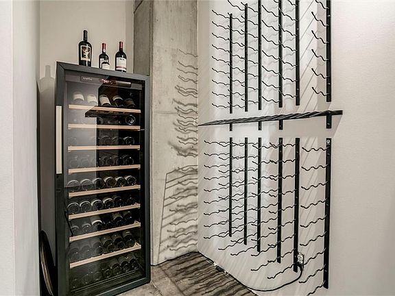 4th image of 360 W Pershing Rd Ste 230