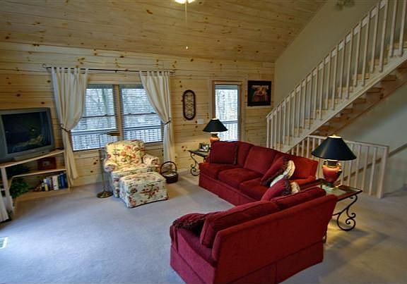 Bright, Rustic Interior!