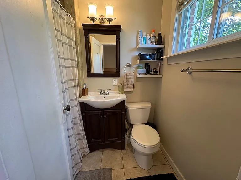 1416 Martha Custis Dr — Photo 8