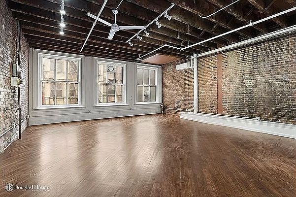 1st image of 35 Howard St APT 4