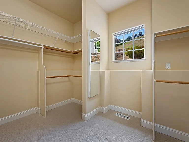 10 Warrens Way — Photo 22