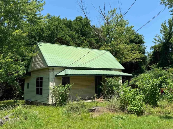 104 Crumpler St, Altus, AR 72821
