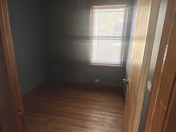 4th image of 4827 S Damen Ave #1S