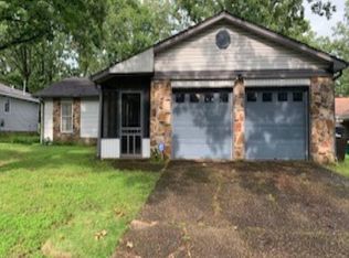 9104 Peach Tree Ln, Sherwood, AR 72120