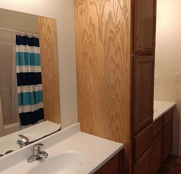 702 Sonesta Dr #H — Photo 2