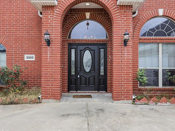 4th image of 3325 Roshan Ct