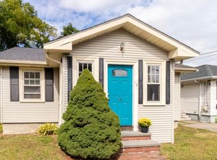 15 Kiely Rd, Dedham, MA 02026