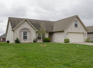 11917 Lewis Dr, Sellersburg, IN 47172
