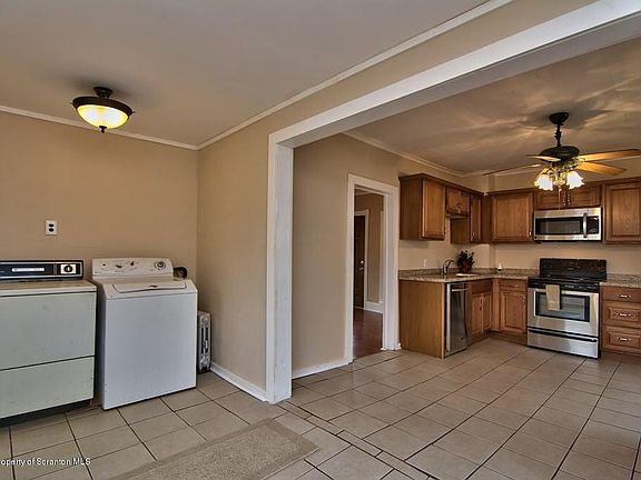 5th image of 213 Sussex St