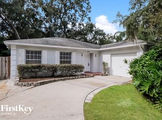 2210 Boxwood Way, Brandon, FL 33511