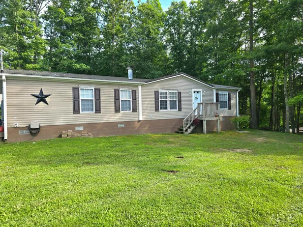 241 Adam St, Shady Spring, WV 25918