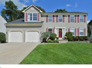 18 Whitall Dr, Sicklerville, NJ 08081