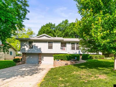 6104 S 93rd St, Omaha, NE, 68127