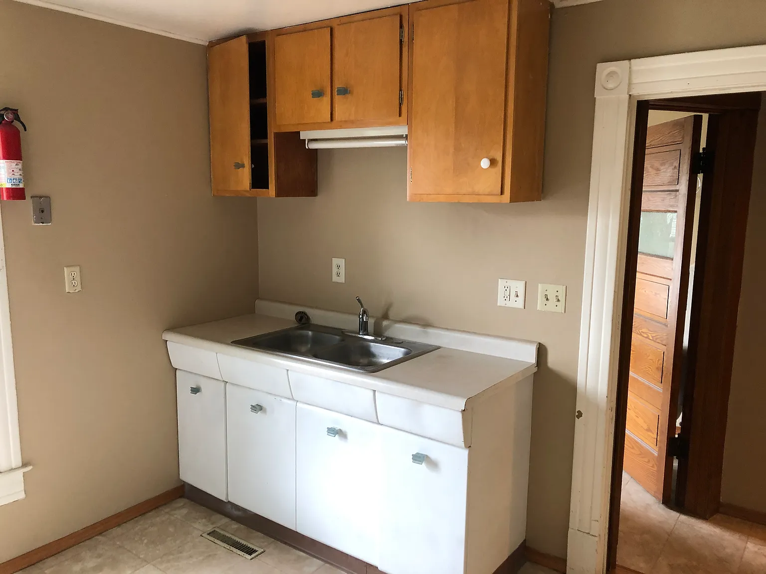 1 bed, $650 — Photo 3