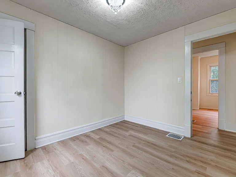 53 Bickford Ave — Photo 9