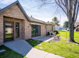 928 E Summit Ave, Fergus Falls, MN 56537