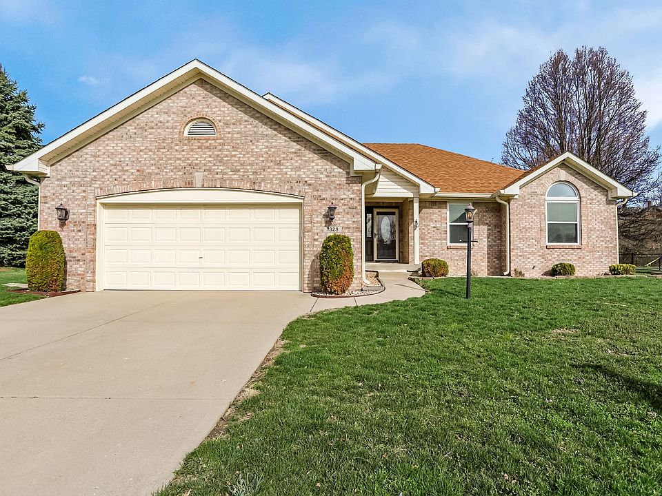 1st image of 7929 Meadow Bend Cir