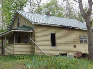 1863 Deer Lodge Hwy, Deer Lodge, TN 37726