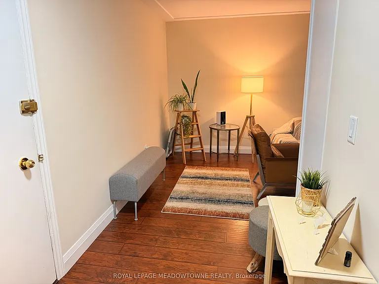 11 Woodman Dr S #411 — Photo 3