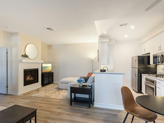 3rd image of 3622 Bernwood Pl Unit 47