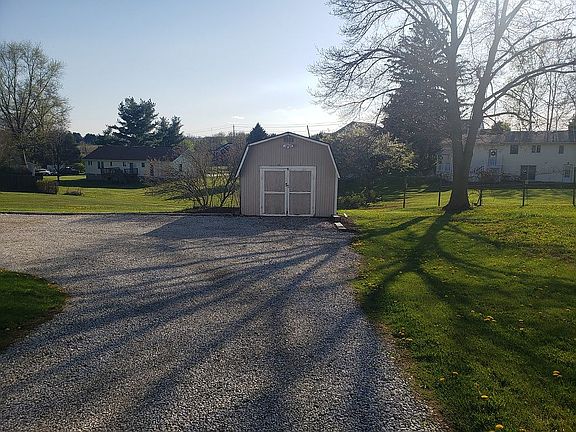 3rd image of 3774 Lee Ann Dr
