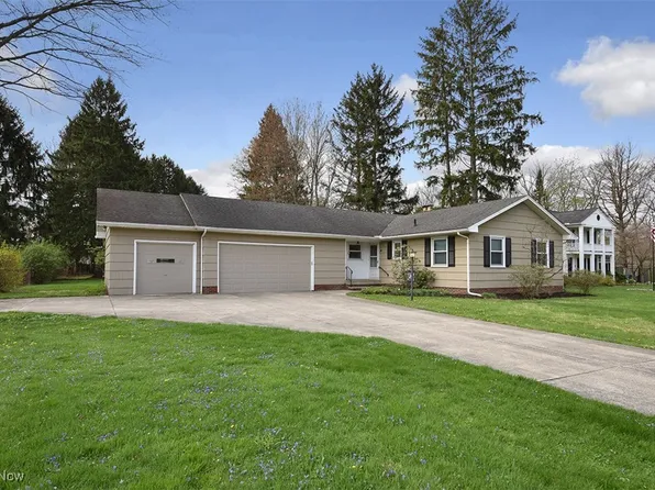 25759 Akins Rd, Columbia Station, OH 44028